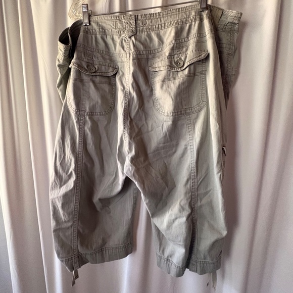 Similar items Sponsored See all   GLORIA VANDERBILT Lilian Womens PLUS Green Cot - Picture 7 of 12